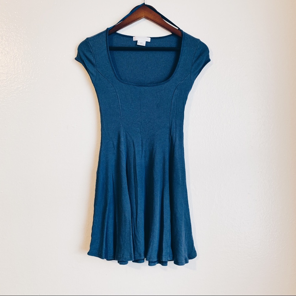 ✨ DRESS BUNDLE ✨ - Picture 7 of 8